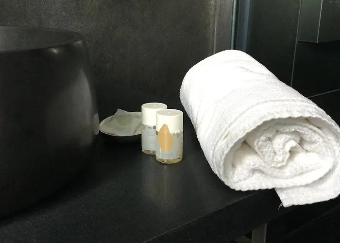 5&5 Rooftop Bed & Breakfast 3*