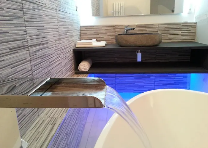 Bed & Breakfast 5&5 Rooftop 3*